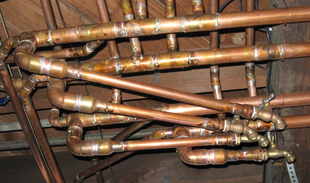 How to Properly Repair an Underground Copper Pipe Leak in Your Home’s Front Yard