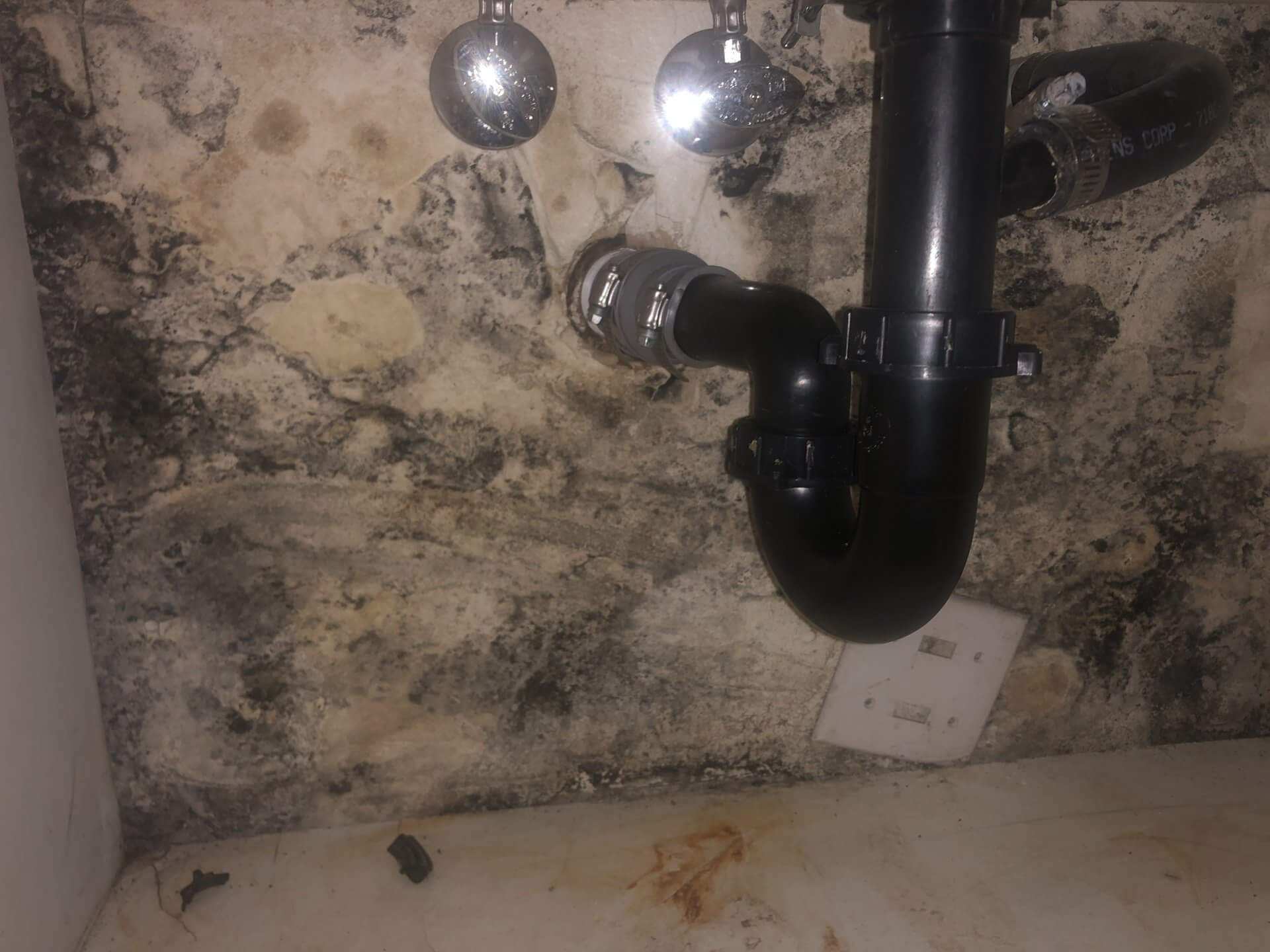 sewer smell coming out of my sink when iturn the water on